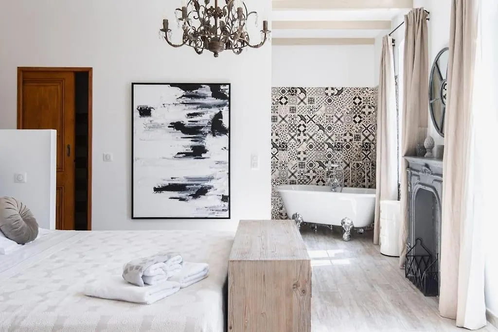Mas Mandine, En Provence Villa Arles Holiday home