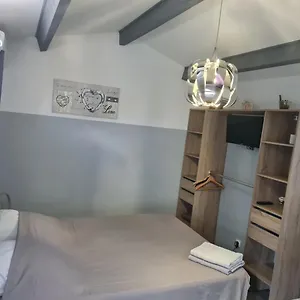 Chambre Cosy Avec Terrasse Appartement