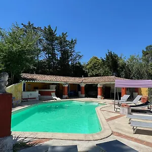 Le Clos De L'isle Apartment