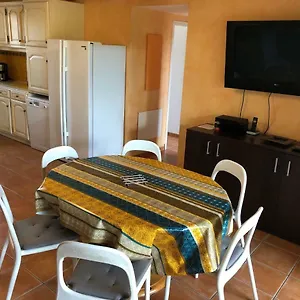 Dans La Les Mazets De Camargue Apartment