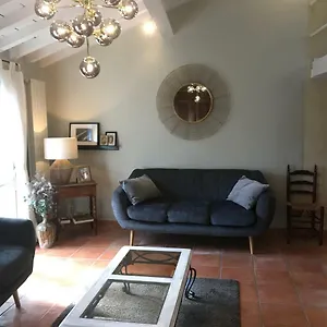 Arelate Sejour Apartment